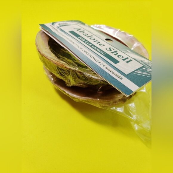 Abalone Shells Two For Cleansing Or Decor Ideas - Picture 4 of 12